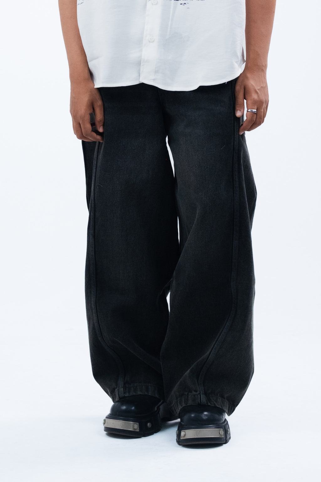 Wide-Leg Curved Seam Denim