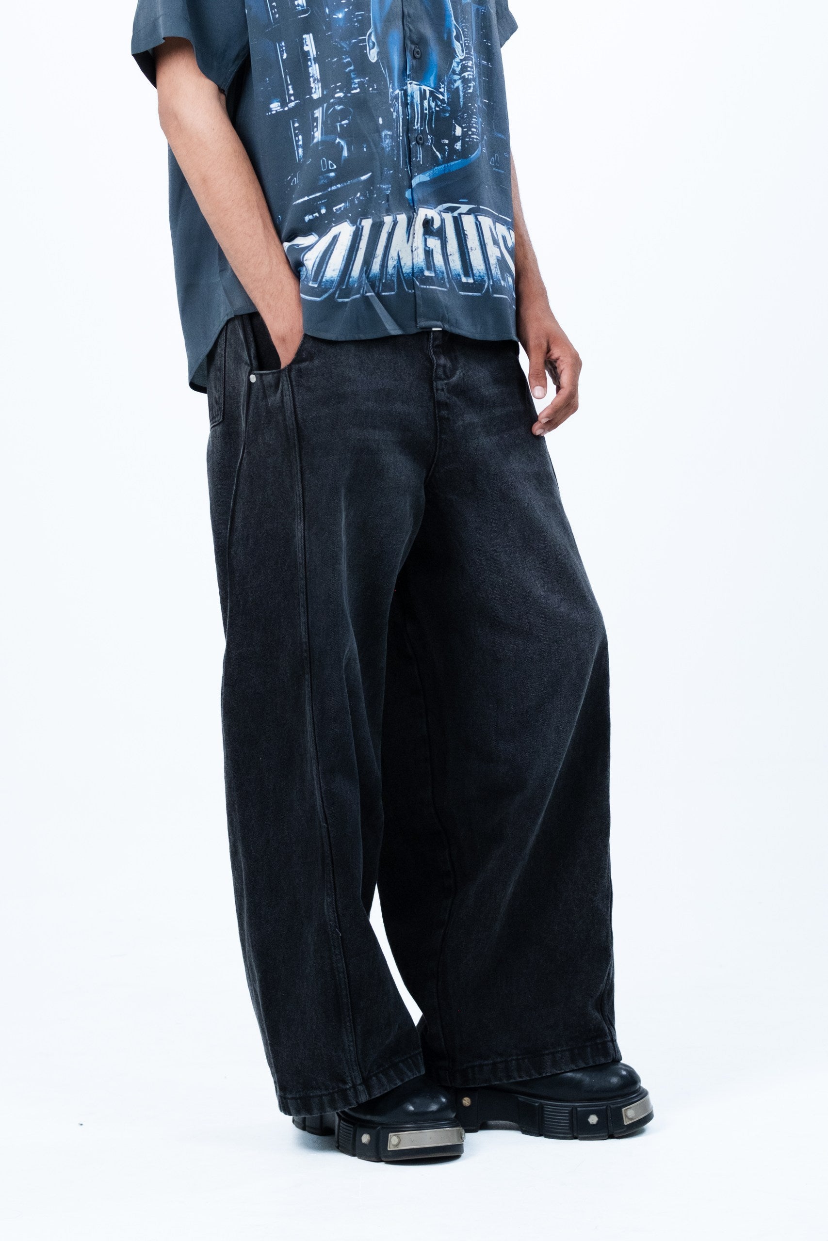 Baggy Faded Moon-Wash Jeans